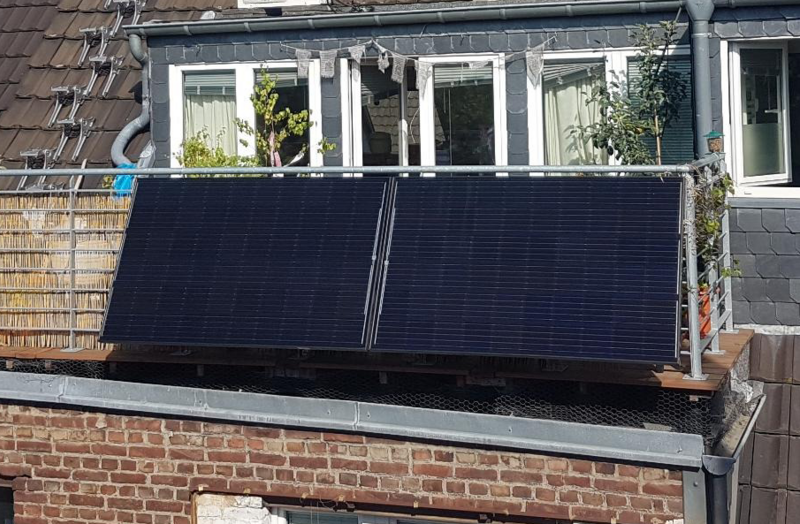 Balkonsolar auf Dachterasse