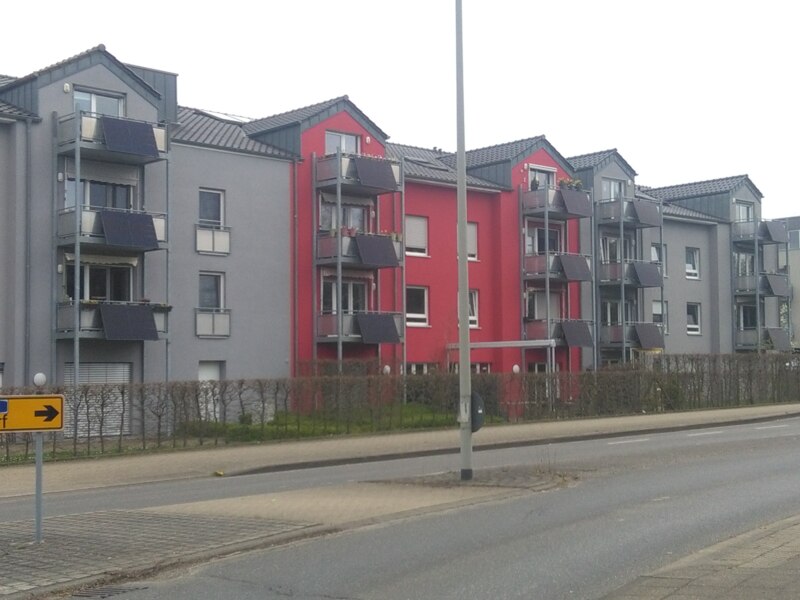 Steckersolargerät an jedem Balkon!
