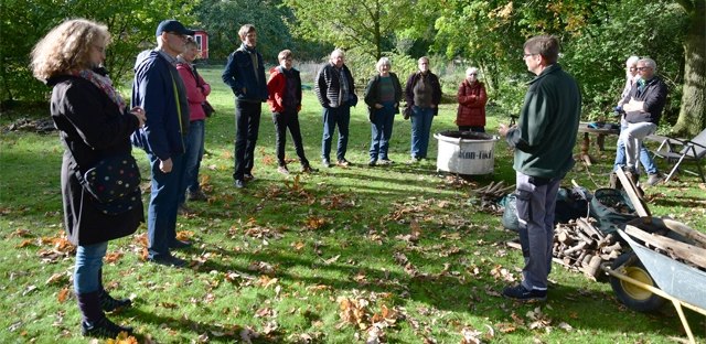 Workshop: Pflanzenkohle herstellen