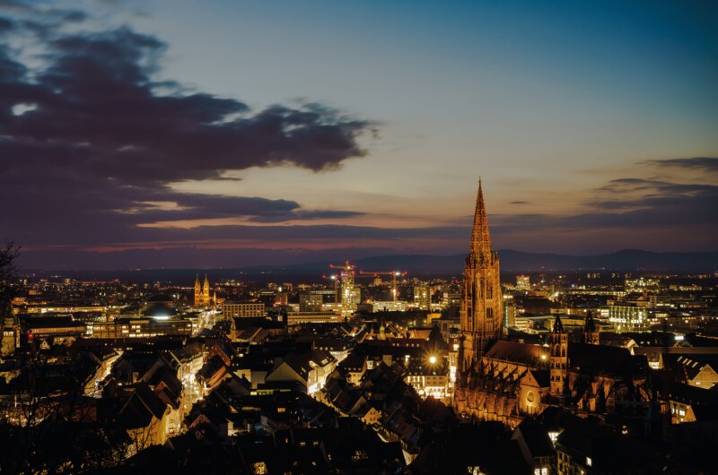 Stromversorgung bei Nacht